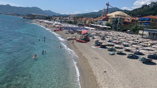 Pietra Ligure, Carrara sulla questione spiagge: "Ben lungi dall’essere risolta" Pietra Ligure, Carrara sulla questione spiagge: "Ben lungi dall’essere risolta"