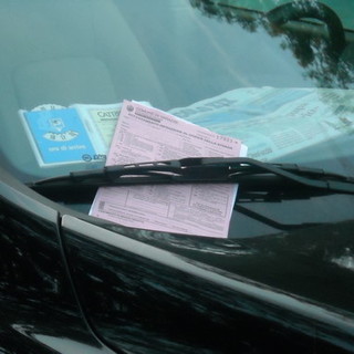 Vecchie multe che riaffiorano, un lettore: "Maledetto il giorno in cui ho deciso di andare al mare"