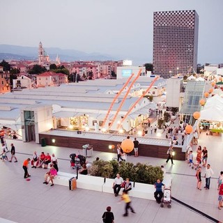 Molo 8.44: da sabato 22 maggio via libera alle aperture dei negozi anche nel fine settimana