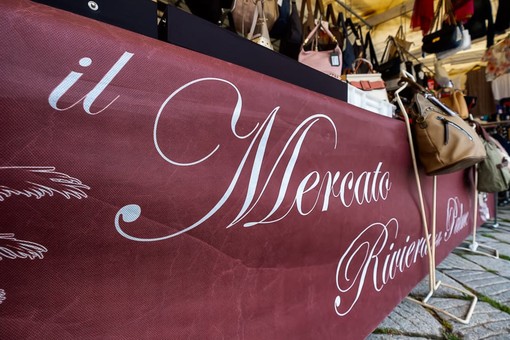 Pietra Ligure, l’atteso shopping a cielo aperto torna domenica 8 agosto con il  Mercato Riviera delle Palme