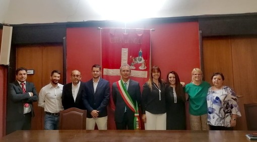 Noli, il primo Consiglio comunale del Repetto-ter porta conferme e sorprese: Manzino e Garzoglio in giunta, dimissioni per Gambetta Noli, il primo Consiglio comunale del Repetto-ter porta conferme e sorprese: Manzino e Garzoglio in giunta, dimissioni per Gambetta