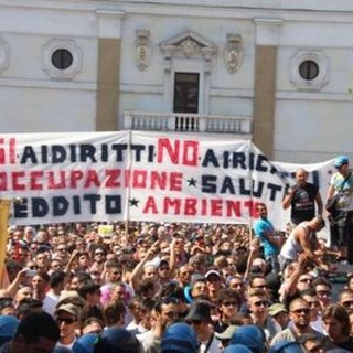 Ilva, sit-in del comitato: “L'azienda non risanerà mai gli impianti”