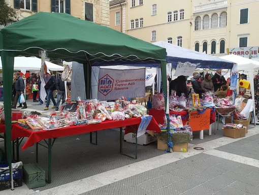Savona, domani il tradizionale "Mercatino della solidarietà" di Santa Lucia