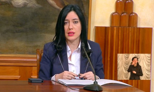 Coronavirus, il ministro dell'istruzione Azzolina: "No al sei politico agli esami di Stato" Coronavirus, il ministro dell'istruzione Azzolina: "No al sei politico agli esami di Stato"