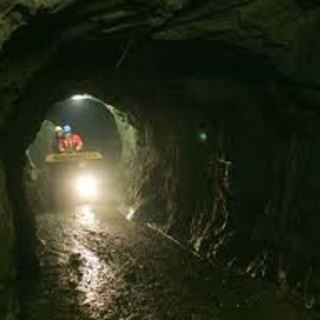 Carbone, esplosione in miniera: un morto e nove feriti in Ucraina