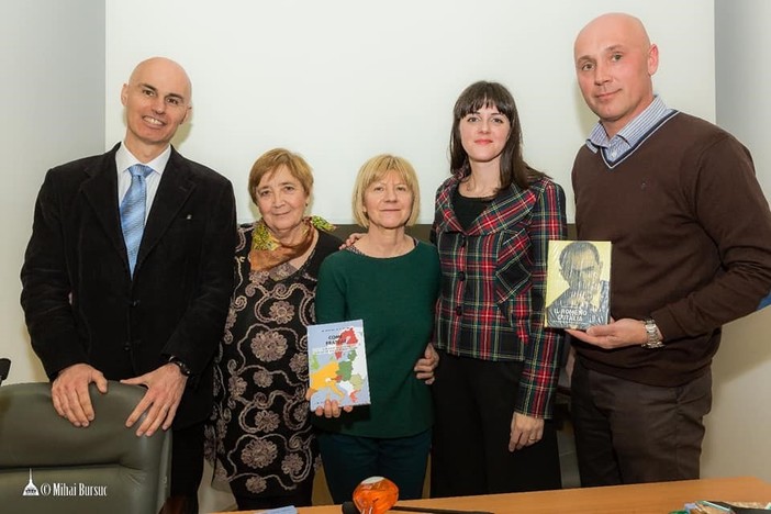 Il libro "Come fratelli" di Irina Niculescu e Marian Mocanu presentato alla Dragan University Il libro "Come fratelli" di Irina Niculescu e Marian Mocanu presentato alla Dragan University