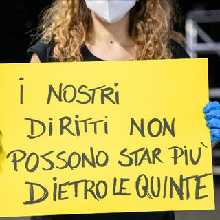 Il Gruppo Pd Regione Liguria in sostegno ai lavoratori dello spettacolo scesi in piazza: “Porteremo le loro istanze in consiglio”