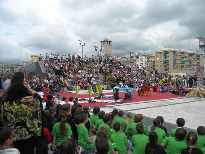 Savona, si è concluso con una festa in darsena il progetto Mus-e Savona, si è concluso con una festa in darsena il progetto Mus-e