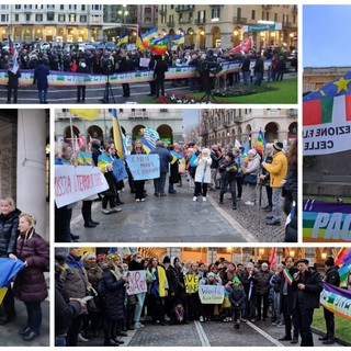 Un anno di guerra in Ucraina, il presidio in Piazza Mameli a Savona per dire stop alle ostilità (FOTO e VIDEO)