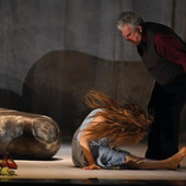 Foto di Paola Leoni dall'archivio storico del Teatro Nazionale di Genova Foto di Paola Leoni dall'archivio storico del Teatro Nazionale di Genova