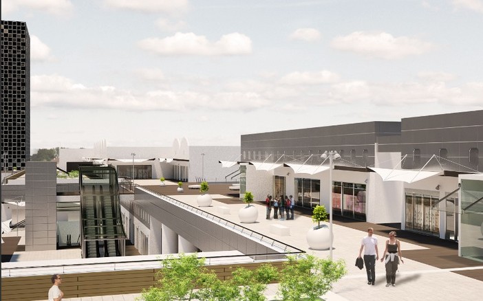 Vado: Molo 8.44 preso d'assalto da migliaia di visitatori Vado: Molo 8.44 preso d'assalto da migliaia di visitatori