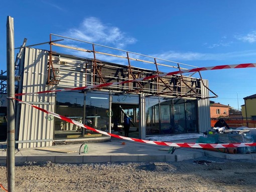 Albenga, arriva il Mc Donald’s, sindaco Tomatis e assessore Vannucci: “Opportunità di lavoro, sarà richiamo per famiglie con bambini” Albenga, arriva il Mc Donald’s, sindaco Tomatis e assessore Vannucci: “Opportunità di lavoro, sarà richiamo per famiglie con bambini”