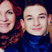 Mamma Elena e il suo Alessio (foto tratta da IlSaronno.it Mamma Elena e il suo Alessio (foto tratta da IlSaronno.it
