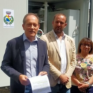Andora, il sindaco Demichelis attacca: "Rivieracqua continua a negare 4000mc d'acqua dolce vitali per il servizio idrico" Andora, il sindaco Demichelis attacca: "Rivieracqua continua a negare 4000mc d'acqua dolce vitali per il servizio idrico"