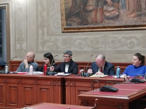 Coronavirus, le minoranze a Finale Ligure: “Sui tributi oculata dilazione, avanzo di bilancio solo per famiglie, lavoratori e imprese”