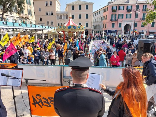 Savona ricorda tutte le vittime delle mafie: in piazza Sisto letti i nomi (FOTO e VIDEO)