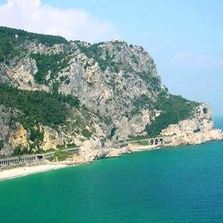 L'ENPA: "Mentre in tutto il mondo aumentano i parchi, la Regione Liguria li smantella. Particolarmente grave il caso Finalese"