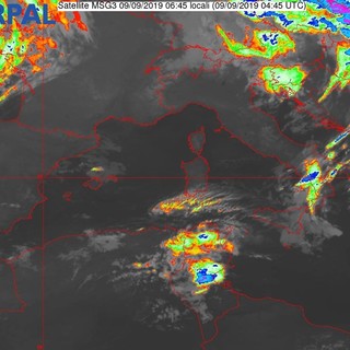 Nell’immagine lo scatto del satellite all’infrarosso sul Mediterraneo delle ore 6.45.
