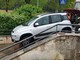 Savona, perde il controllo dell'auto e rimane incastrato nelle scalinate di fronte all'Ipercoop Savona, perde il controllo dell'auto e rimane incastrato nelle scalinate di fronte all'Ipercoop