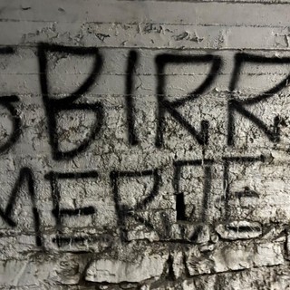 Vandalizzate con scritte denigratorie le pareti del sottopasso nei pressi dell’ex Ortofrutticola