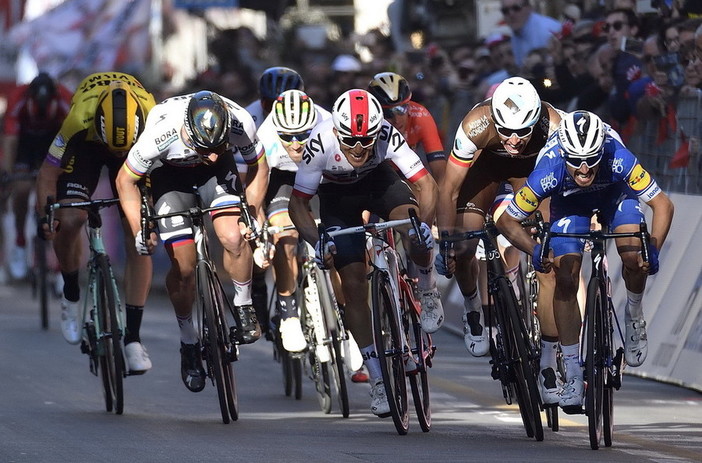 Milano-Sanremo 2020: dopo tanti si e no domani si parte, sarà un'edizione diversa e con la preoccupazione del traffico