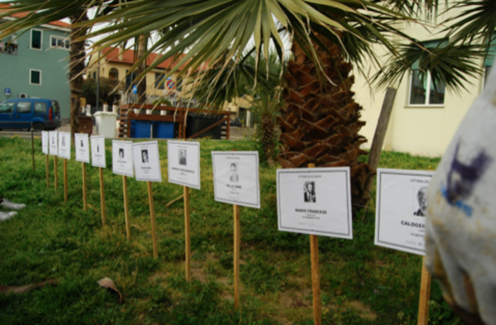 Giornata dell’Impegno, gli studenti di Leca d'Albenga realizzano l’Angolo della Memoria