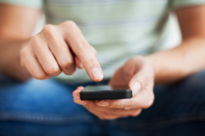 Nuova funzione per Whatsapp: ora si possono cancellare i messaggi