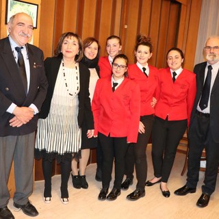 IX Memorial B. Marchiano: Luciano Pasquale premia il sommelier emergente nella serata  Lions Club