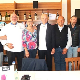 Alassio, la masterclass degli alunni dell’Alberghiero chiude il Festival della Cucina con Fiori 2024 (FOTO)