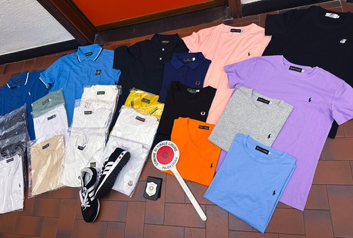 Finale, controlli del fine settimana della polizia locale: sequestro di merce contraffatta e guida in stato d’ebbrezza