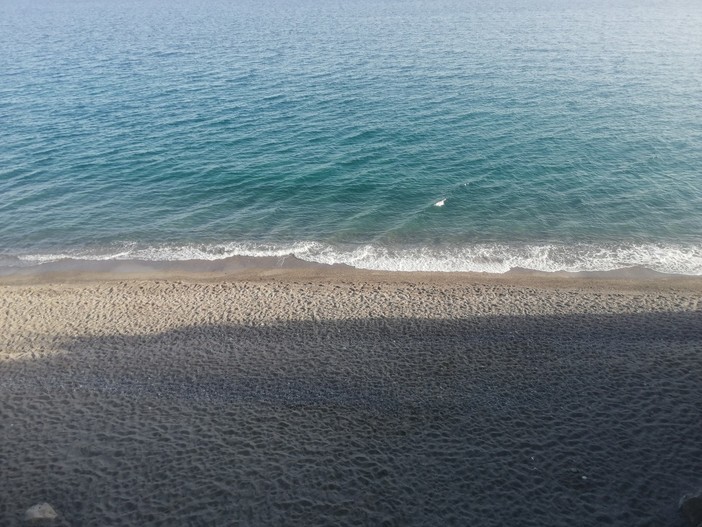 Ceriale, volontari di "Plastic Free" ripuliscono le spiagge, raccolti 125 kg di rifiuti