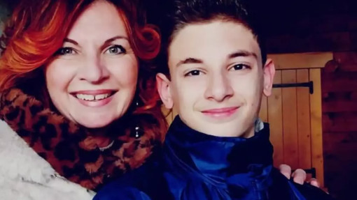 Mamma Elena e il suo Alessio (foto tratta da IlSaronno.it Mamma Elena e il suo Alessio (foto tratta da IlSaronno.it