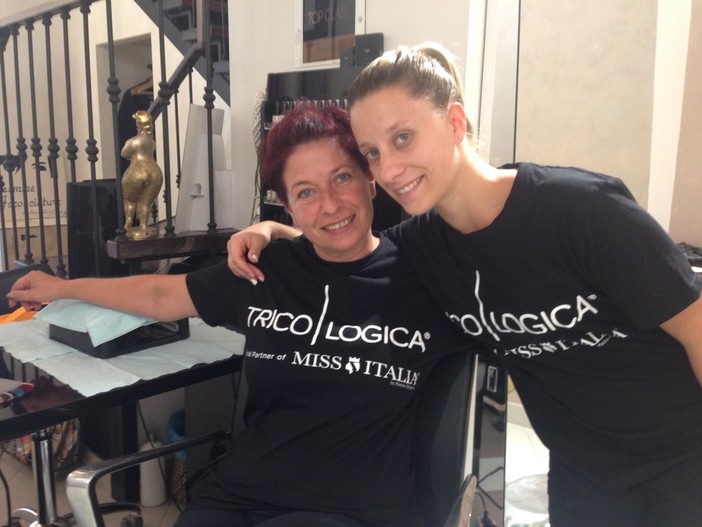 Antonella Magaraggia con la figlia Anthea Amorelli Antonella Magaraggia con la figlia Anthea Amorelli