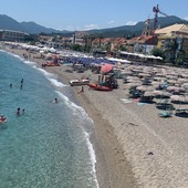 Spiagge, a Pietra Ligure aperte le buste: 55 le istanze pervenute per le 41 concessioni Spiagge, a Pietra Ligure aperte le buste: 55 le istanze pervenute per le 41 concessioni