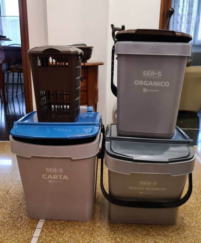 "Il porta a porta non può funzionare a Savona per la mancanza di servizi di portierato"