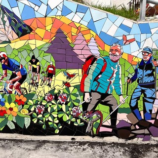 A Caprauna il mosaico-murales più esteso d’Europa: terminata la grande opera degli albenganesi Sergio Giusto e Lorenzo Rossi