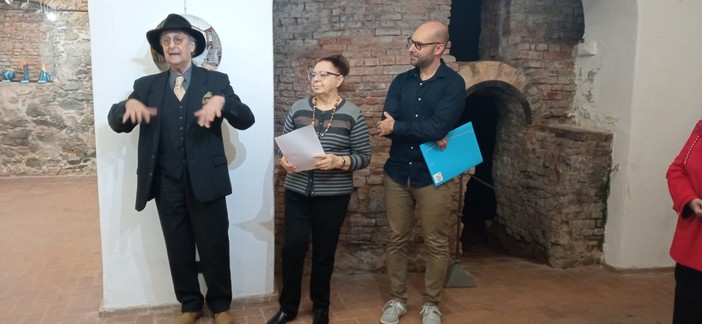 Successo di pubblico all’inaugurazione della mostra di Giovanna Oreglia ad Albissola Marina