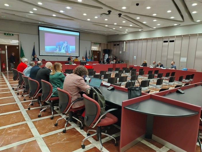 Caos ingiunzioni di pagamento in Provincia. Olivieri: "Nessuno pagherà un euro in più di quanto già corrisposto" Caos ingiunzioni di pagamento in Provincia. Olivieri: "Nessuno pagherà un euro in più di quanto già corrisposto"