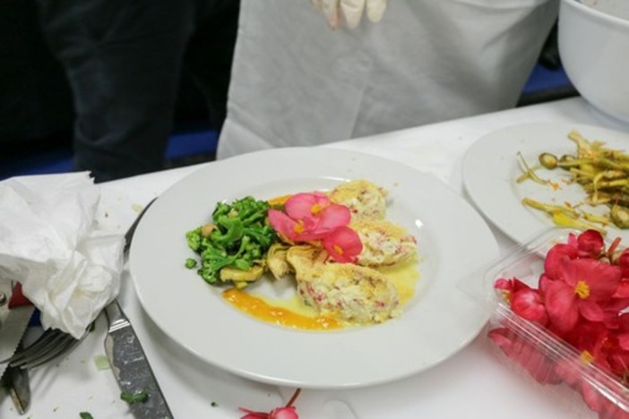 Mangiare i Fiori e La Tavola di Leonardo: aperte le prenotazioni per i ristoranti che vogliono proporre i format esclusivi. Una sola disponibilità al mese per ogni provincia! Mangiare i Fiori e La Tavola di Leonardo: aperte le prenotazioni per i ristoranti che vogliono proporre i format esclusivi. Una sola disponibilità al mese per ogni provincia!