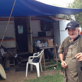 Le vetrine di Finale Ligure si riempiono d'arte nel ricordo di Beppe Rosso: il 22 e 23 giugno una mostra diffusa