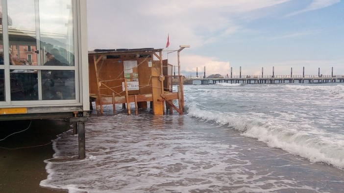 Alassio, indagine per la qualità della sabbia sommersa