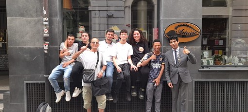 Da Ungaretti al diario nell'era dei social, le scelte dei maturandi di Savona per la prima prova scritta dell'esame (FOTO e VIDEO) Da Ungaretti al diario nell'era dei social, le scelte dei maturandi di Savona per la prima prova scritta dell'esame (FOTO e VIDEO)