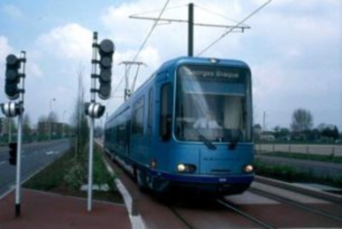 Savona: presentata la tesi sul Metrobus Savona: presentata la tesi sul Metrobus