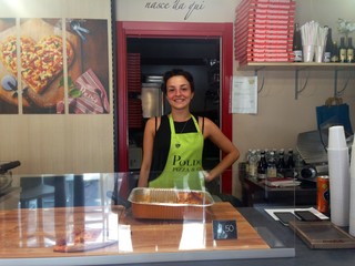 Jessica Zilano, titolare della pizzeria d’asporto "Poldo" in piazza Sisto IV Jessica Zilano, titolare della pizzeria d’asporto "Poldo" in piazza Sisto IV
