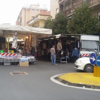 Albenga, dalla prossima settimana torna il mercato Albenga, dalla prossima settimana torna il mercato