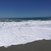 Savona i valori dell'Escherichia Coli tornano nella norma, di nuovo balneabile il mare a Levante della foce del Letimbro