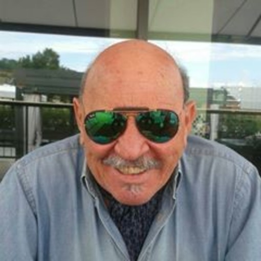 Lutto per la scomparsa di Mattia Giovannini Moresco proprietario del ristorante il Cappero di Verezzi Lutto per la scomparsa di Mattia Giovannini Moresco proprietario del ristorante il Cappero di Verezzi