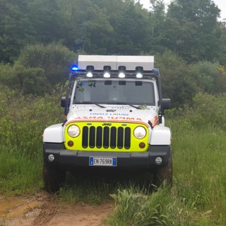Calice, biker soccorso nei pressi del Melogno: intervento del fuoristrada della Croce Bianca di Finalmarina
