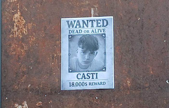 Dego, il paese tappezzato di manifesti "Wanted": il ricercato compie 18 anni Dego, il paese tappezzato di manifesti "Wanted": il ricercato compie 18 anni