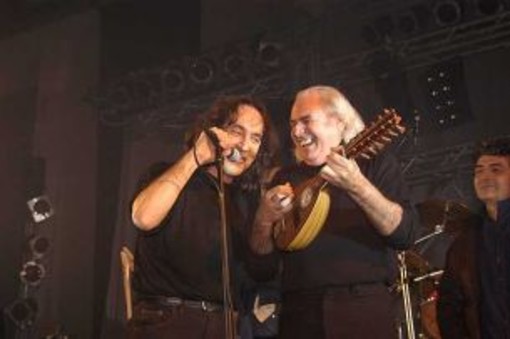 Savona:Accademia di Mandolino in concerto in piazza Sisto IV